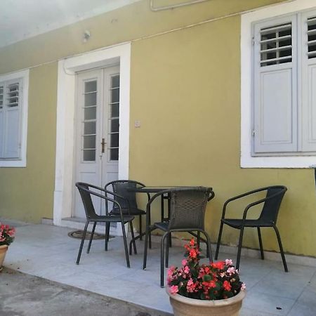 Apartment Micaela Pula Exterior photo
